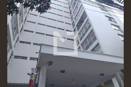 Apartamento à venda com 243m², 3 quartos e 2 vagas Apartamento à venda com 243m², 3 quartos e 2 vagasFachada