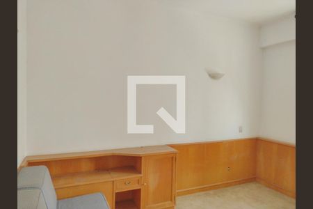 Apartamento à venda com 243m², 3 quartos e 2 vagas Apartamento à venda com 243m², 3 quartos e 2 vagasQuarto 3