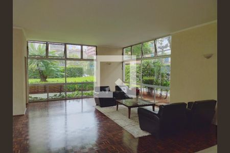 Apartamento à venda com 243m², 3 quartos e 2 vagas Apartamento à venda com 243m², 3 quartos e 2 vagasÁrea comum