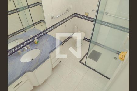 Apartamento à venda com 243m², 3 quartos e 2 vagas Apartamento à venda com 243m², 3 quartos e 2 vagasBanheiro do Quarto 4