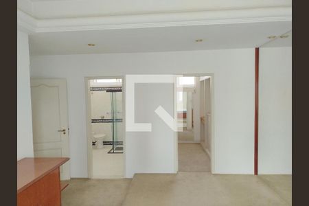 Apartamento à venda com 243m², 3 quartos e 2 vagas Apartamento à venda com 243m², 3 quartos e 2 vagasQuarto 4