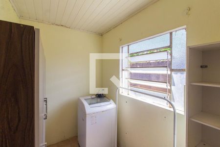Casa à venda com 80m², 2 quartos e 1 vaga Casa à venda com 80m², 2 quartos e 1 vagaCloset da suíte