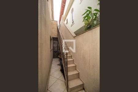 Casa à venda com 166m², 4 quartos e 2 vagas Casa à venda com 166m², 4 quartos e 2 vagasQuintal