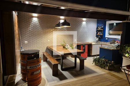 Casa à venda com 175m², 3 quartos e 2 vagasChurrasqueira