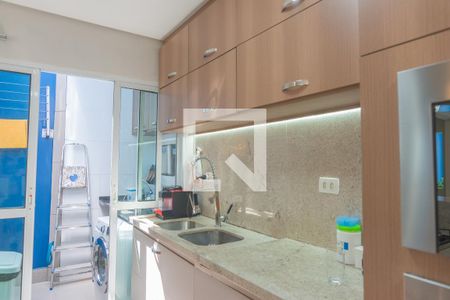 Casa à venda com 175m², 3 quartos e 2 vagasCozinha