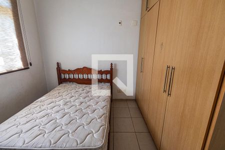 Casa à venda com 1000m², 4 quartos e 3 vagasQuarto 1