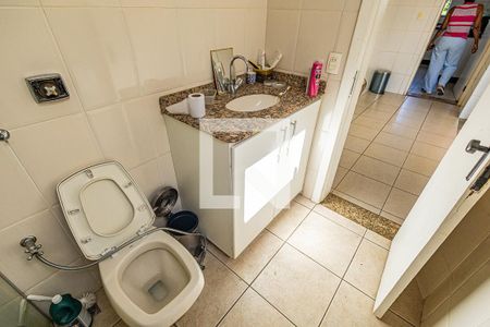 Casa à venda com 1000m², 4 quartos e 3 vagasBanheiro de Serviço