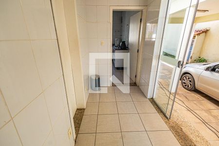 Casa à venda com 1000m², 4 quartos e 3 vagasArea de serviço