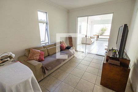 Casa à venda com 1000m², 4 quartos e 3 vagasSala  2