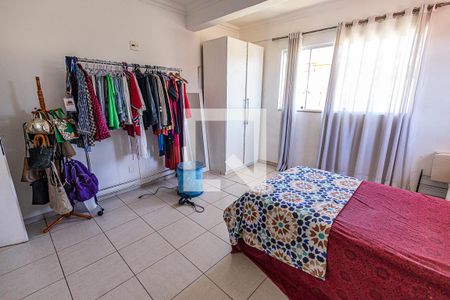 Casa à venda com 1000m², 4 quartos e 3 vagasQuarto 3 / suite