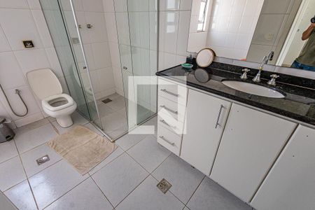 Casa à venda com 1000m², 4 quartos e 3 vagasSuite