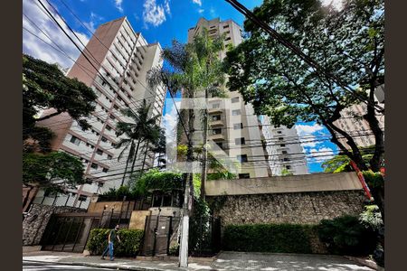 Apartamento à venda com 172m², 3 quartos e 2 vagas Apartamento à venda com 172m², 3 quartos e 2 vagasFachada