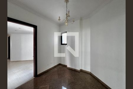 Apartamento à venda com 172m², 3 quartos e 2 vagas Apartamento à venda com 172m², 3 quartos e 2 vagasCopa