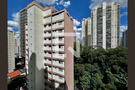 Apartamento à venda com 172m², 3 quartos e 2 vagas Apartamento à venda com 172m², 3 quartos e 2 vagasVista