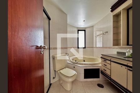 Apartamento à venda com 172m², 3 quartos e 2 vagas Apartamento à venda com 172m², 3 quartos e 2 vagasBanheiro Suíte