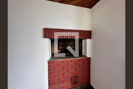 Apartamento à venda com 172m², 3 quartos e 2 vagas Apartamento à venda com 172m², 3 quartos e 2 vagasSacada