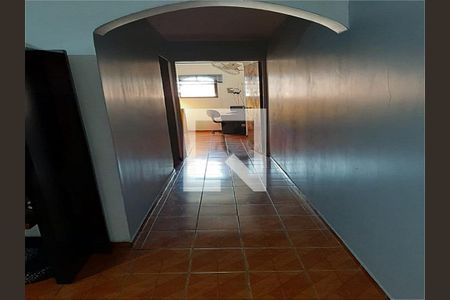 Casa à venda com 257m², 6 quartos e 2 vagas