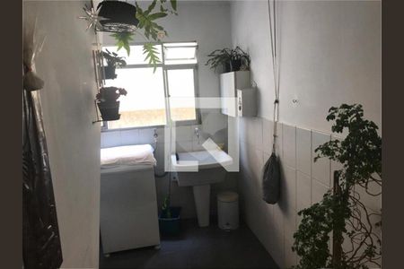 Casa à venda com 257m², 6 quartos e 2 vagas