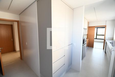 Apartamento para alugar com 170m², 3 quartos e 3 vagasÁrea de Serviço