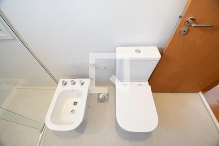 Apartamento para alugar com 170m², 3 quartos e 3 vagasBanheiro 1