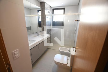 Apartamento para alugar com 170m², 3 quartos e 3 vagasBanheiro 1