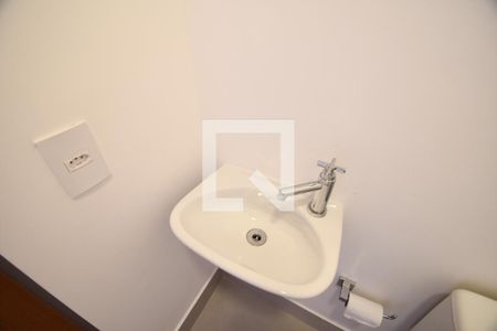 Apartamento para alugar com 170m², 3 quartos e 3 vagasBanheiro de serviço