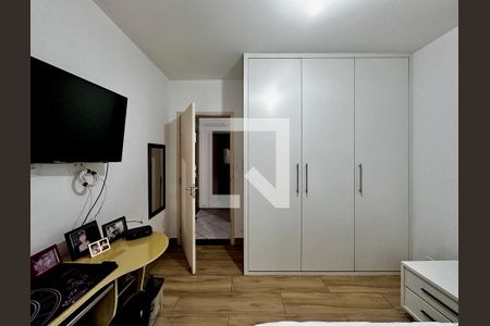 Casa à venda com 200m², 3 quartos e 2 vagasQuarto 3