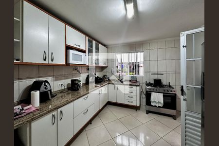 Casa à venda com 200m², 3 quartos e 2 vagasCozinha