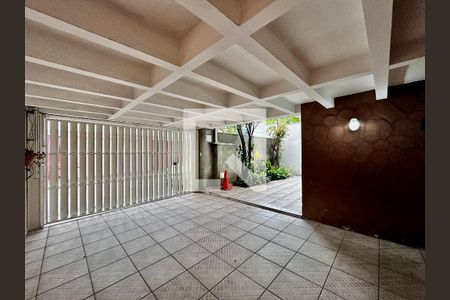 Casa à venda com 200m², 3 quartos e 2 vagasGaragem