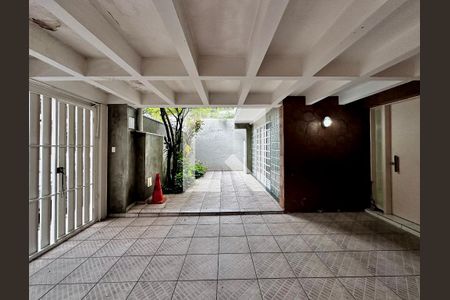 Casa à venda com 200m², 3 quartos e 2 vagasGaragem