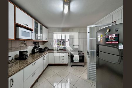 Casa à venda com 200m², 3 quartos e 2 vagasCozinha