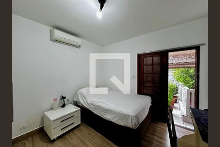 Casa à venda com 200m², 3 quartos e 2 vagasQuarto 3