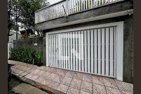 Casa à venda com 200m², 3 quartos e 2 vagasFachada