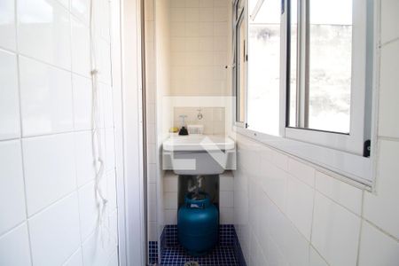 Apartamento à venda com 62m², 2 quartos e sem vaga Apartamento à venda com 62m², 2 quartos e sem vagaÁrea de Serviço