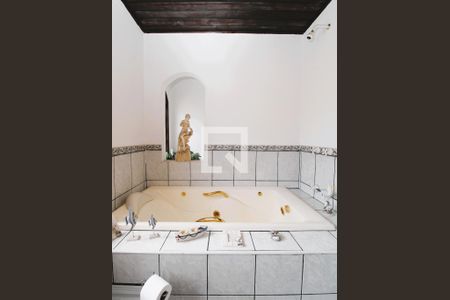 Casa à venda com 280m², 3 quartos e 2 vagasBanheiro Social