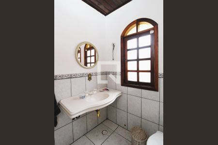 Casa à venda com 280m², 3 quartos e 2 vagasBanheiro Social