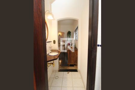 Casa à venda com 280m², 3 quartos e 2 vagasLavabo