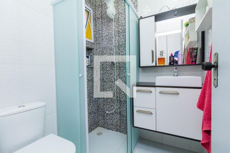 Casa de condomínio à venda com 150m², 3 quartos e 2 vagas Casa de condomínio à venda com 150m², 3 quartos e 2 vagasBanheiro da Suíte 1