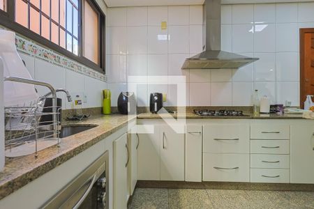 Apartamento à venda com 126m², 3 quartos e 3 vagas Apartamento à venda com 126m², 3 quartos e 3 vagasCozinha