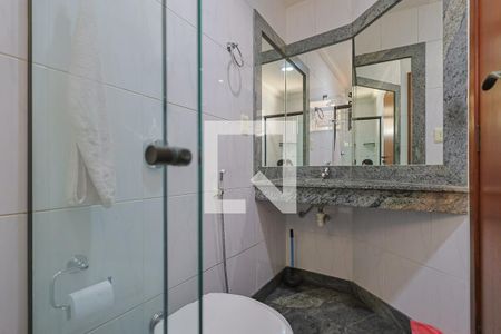 Apartamento à venda com 126m², 3 quartos e 3 vagas Apartamento à venda com 126m², 3 quartos e 3 vagasBanheiro