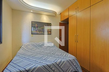 Apartamento à venda com 126m², 3 quartos e 3 vagas Apartamento à venda com 126m², 3 quartos e 3 vagasQuarto 3 - Suíte