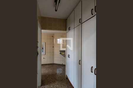 Apartamento à venda com 285m², 4 quartos e 3 vagas Apartamento à venda com 285m², 4 quartos e 3 vagasÁrea de Serviço