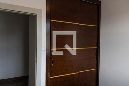 Apartamento à venda com 285m², 4 quartos e 3 vagas Apartamento à venda com 285m², 4 quartos e 3 vagasQuarto 2