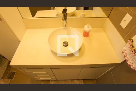 Apartamento à venda com 184m², 4 quartos e 3 vagas Apartamento à venda com 184m², 4 quartos e 3 vagasBanheiro