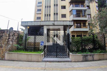 Apartamento à venda com 184m², 4 quartos e 3 vagas Apartamento à venda com 184m², 4 quartos e 3 vagasFachada