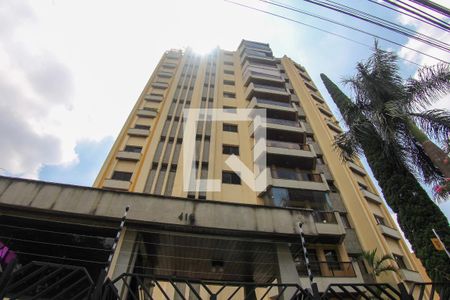 Apartamento à venda com 184m², 4 quartos e 3 vagas Apartamento à venda com 184m², 4 quartos e 3 vagasFachada