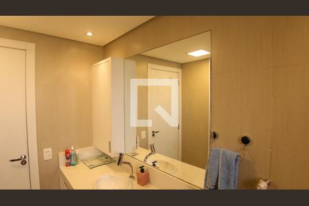 Apartamento à venda com 184m², 4 quartos e 3 vagas Apartamento à venda com 184m², 4 quartos e 3 vagasBanheiro 2