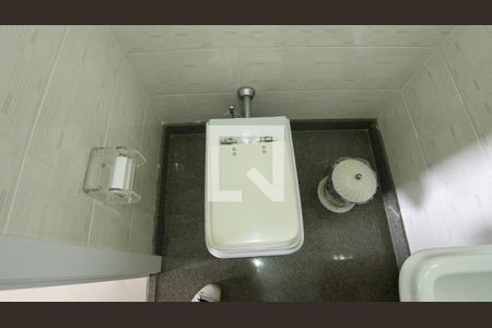 Apartamento à venda com 184m², 4 quartos e 3 vagas Apartamento à venda com 184m², 4 quartos e 3 vagasLavabo