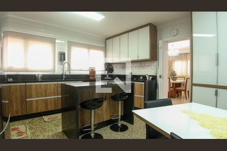 Apartamento à venda com 184m², 4 quartos e 3 vagas Apartamento à venda com 184m², 4 quartos e 3 vagasCozinha