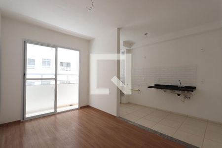 Sala de apartamento para alugar com 2 quartos, 45m² em Cidade São Mateus, São Paulo